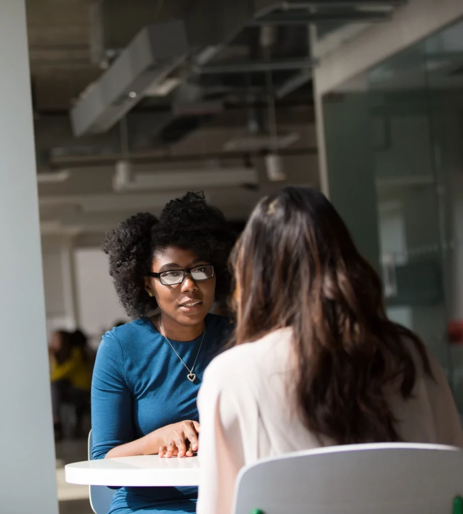 Com presentar-se a una entrevista de treball presencial
